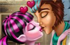 Juego Besos de Draculaura